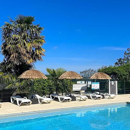 Aparthotel Les Croma 3*