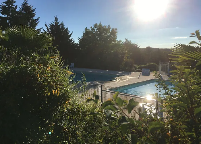 Aparthotel Les Croma 3*